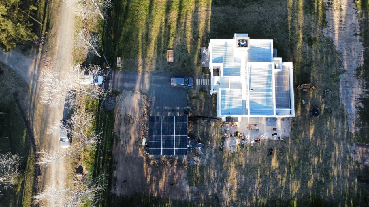 Carport Solar Residencial con Respaldo